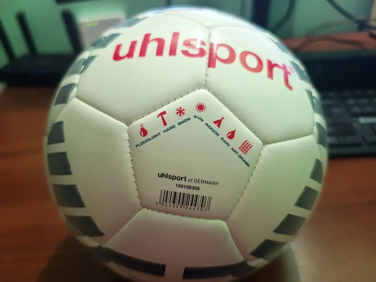 Дешево мяч футбольный Uhlsport M-KONZEPT TEAM 100150308 размер 5 2
