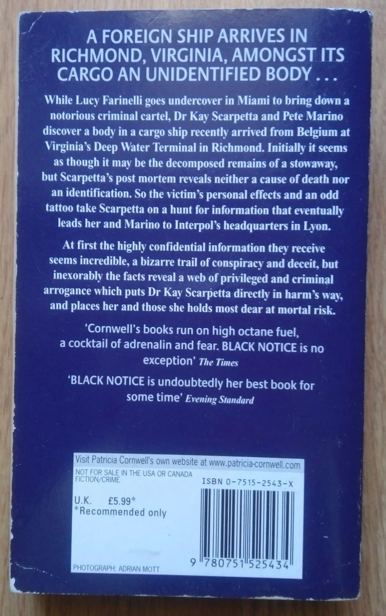 Black Notice Patricia Cornwell English на Английском книга 2