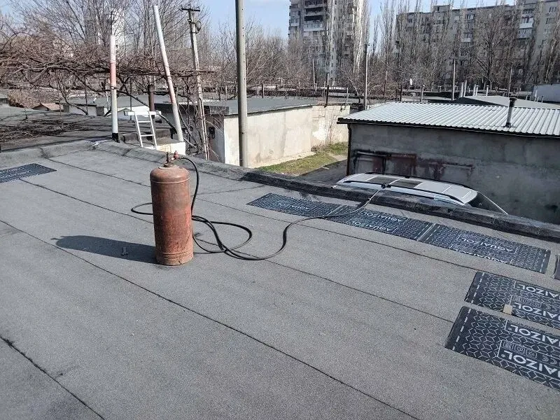 Высотные и кровельные работы. Ремонт и замена крыш дома, балкона 4