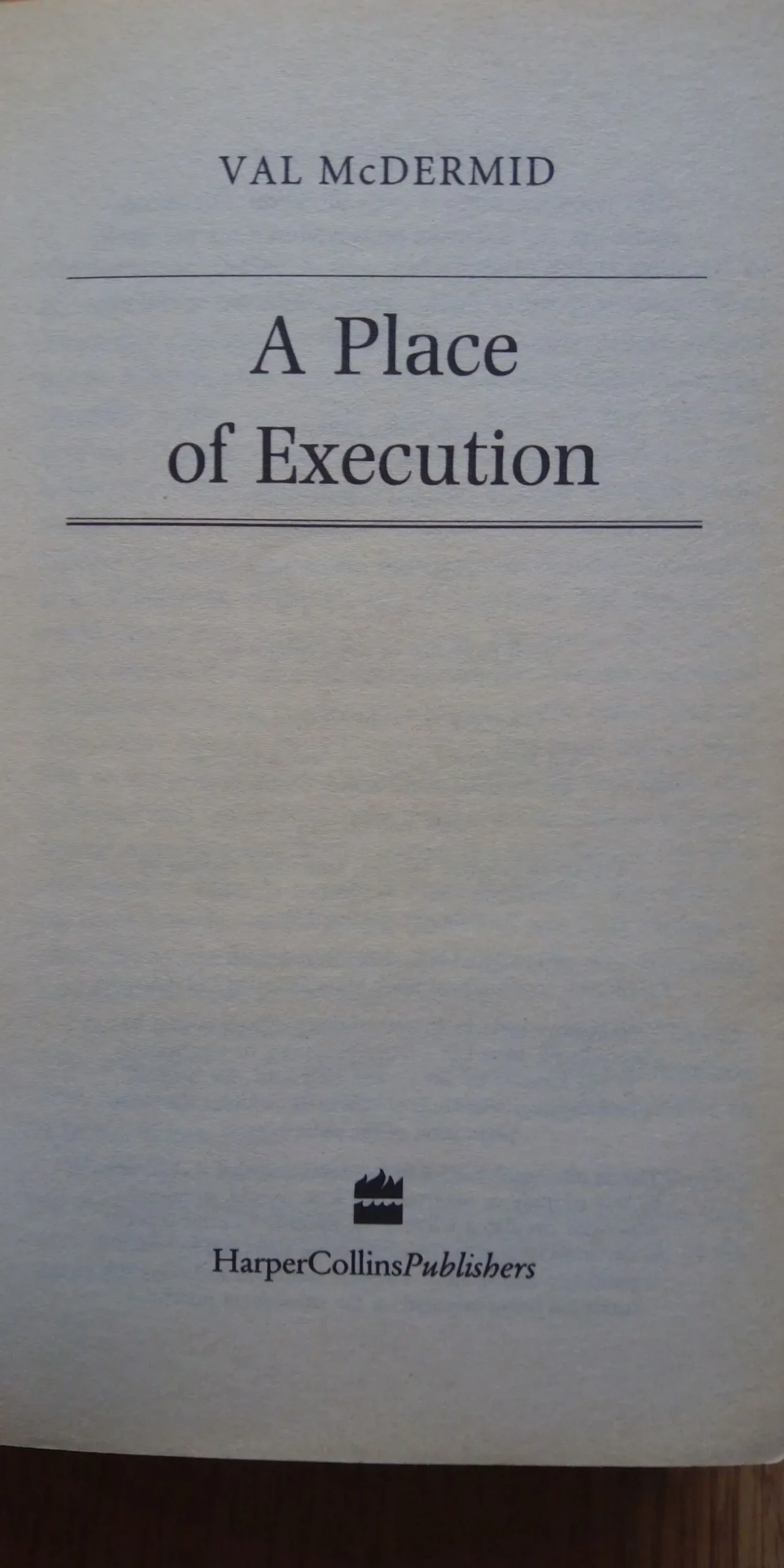 Place of Execution A VAL McDermid English на Английском книга 5