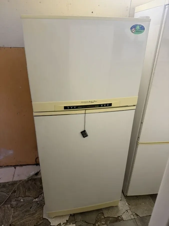 Холодильник Дєо суха заморозка