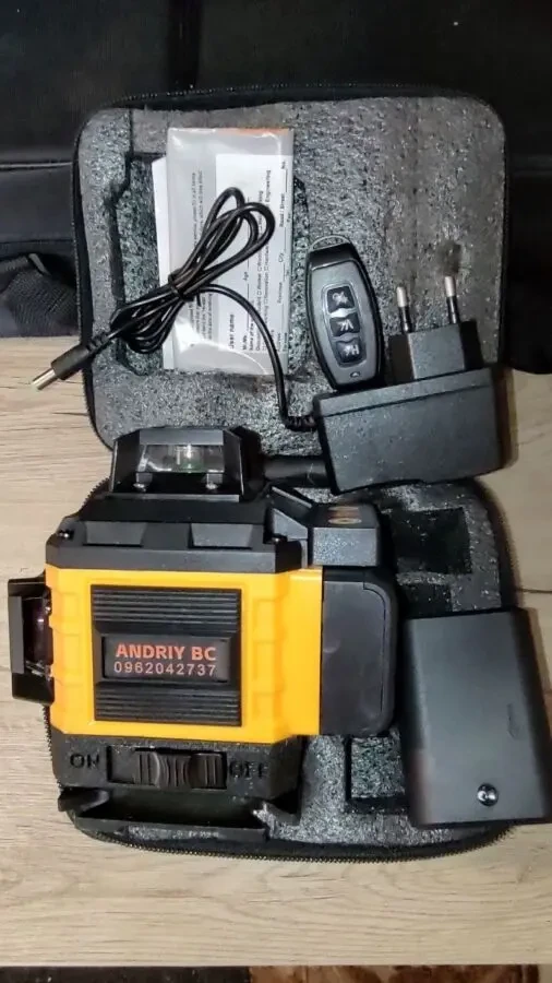 лазерний нівелір професійний 3