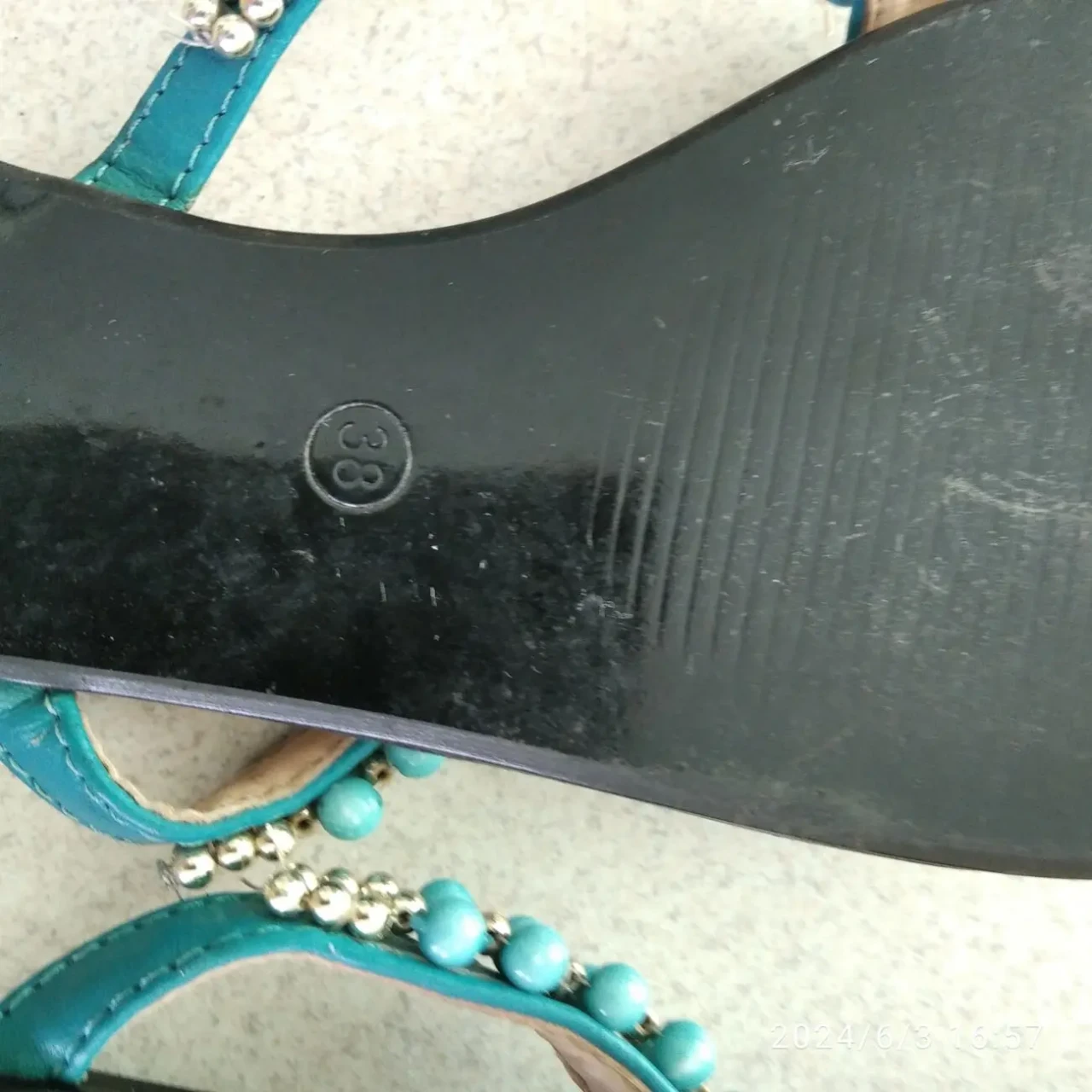 Босоножки женские б/у р.38см. 3