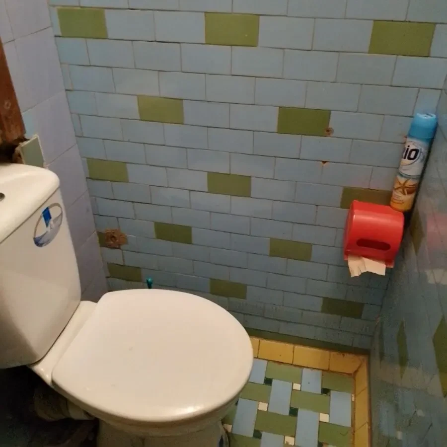 Здам кімнату для жінки у Солом'янсУшинському р-ні, на Караваєвих у 3