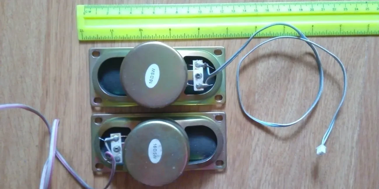 Динамики 5 W Ватт 16 Ohm Ом от музыкального центра AKAI пара 2
