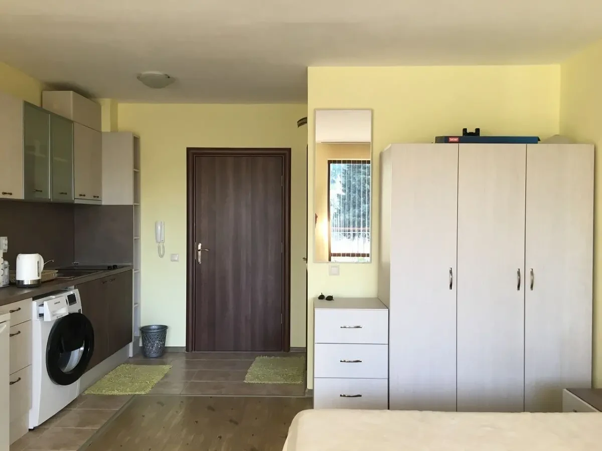 Квартира в Болгарии на первой линии у моря в Несебъре 5