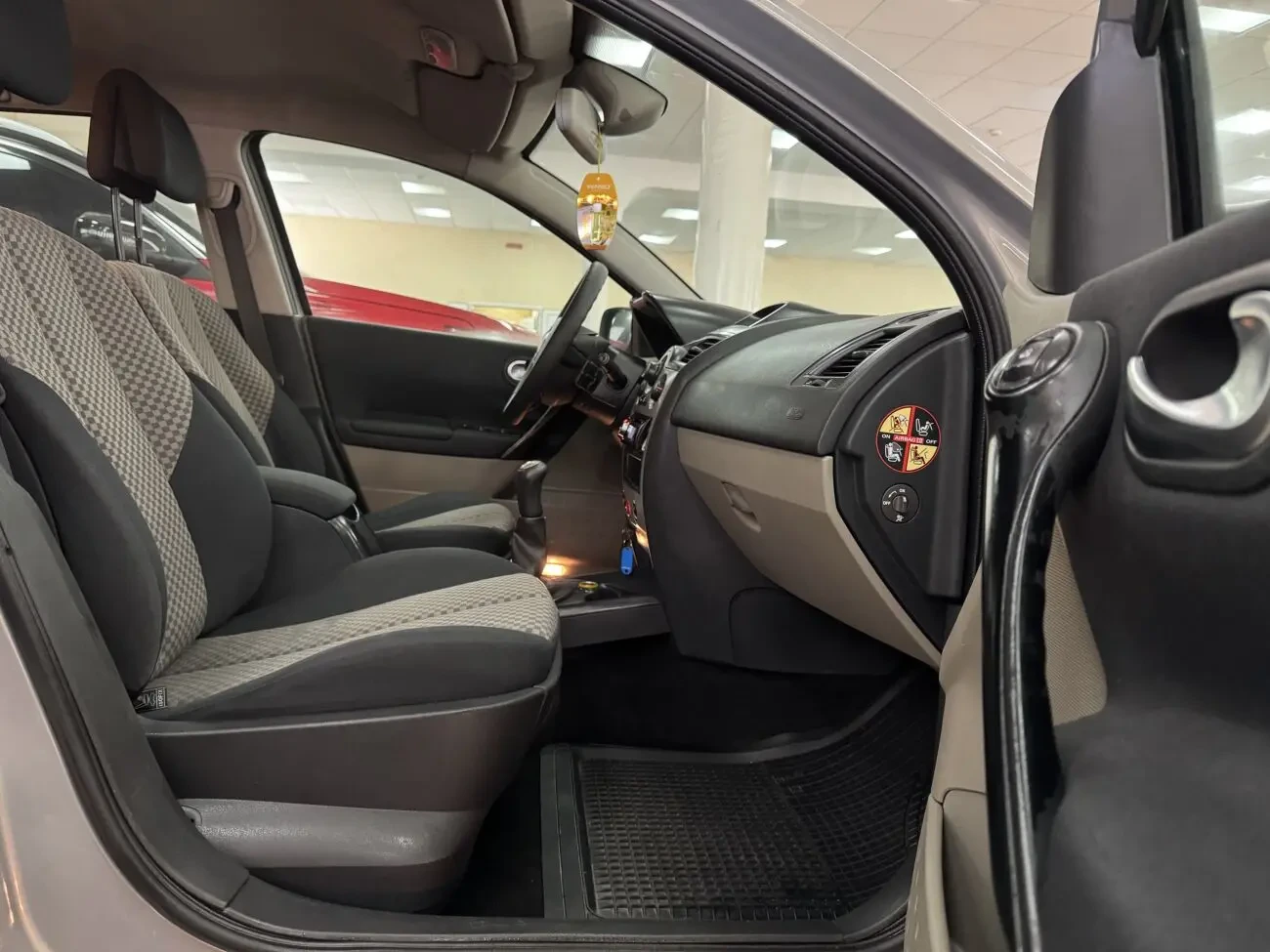 Renault Megane II Grandtour 1.6і 16V 5МКПП 2004 р.в. (113 к.с.) 6