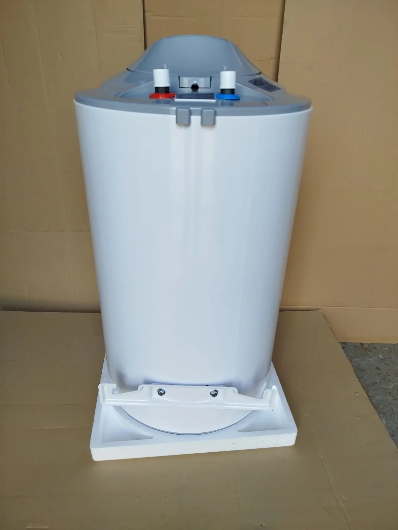 Бойлер ELDOM 50/80/100л (новый), в заводской упаковке 5