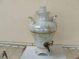 Самовар Фарфоровый раз. 33 х 20 см. ссср 1970 гг.