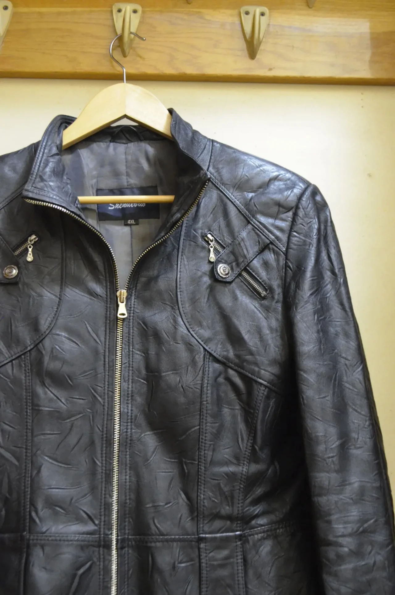 Куртка женская 2