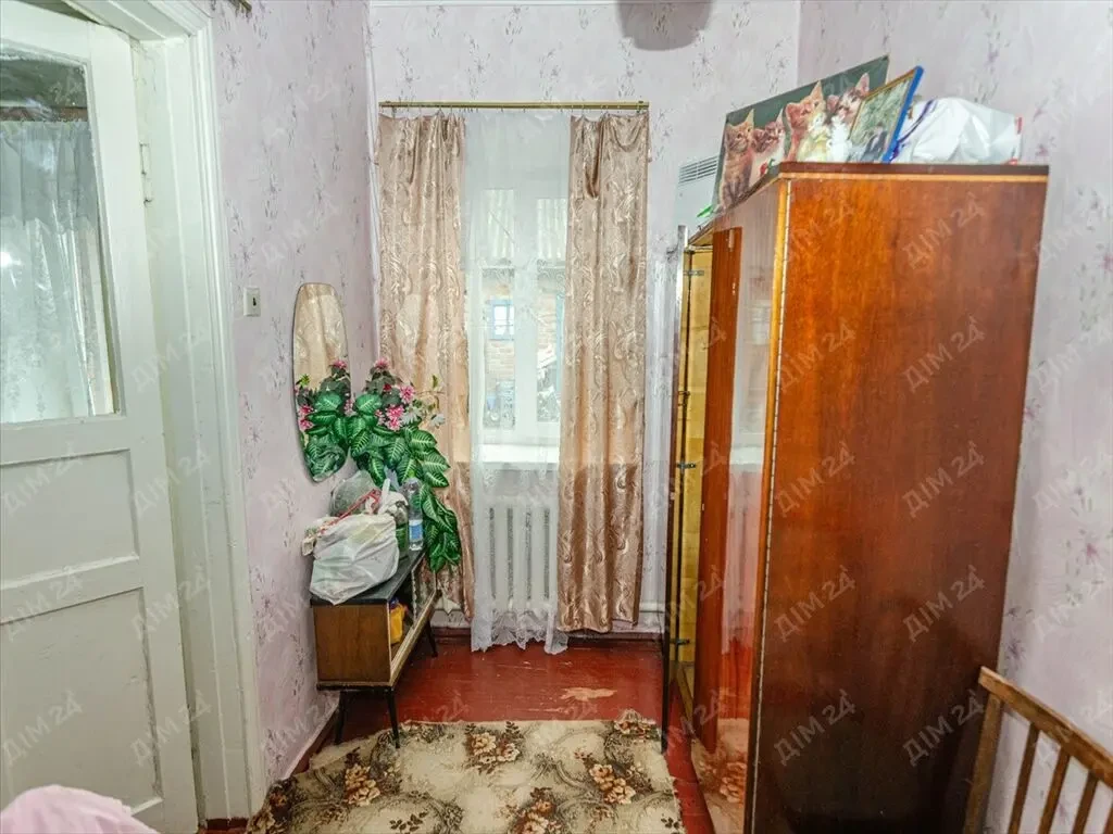 Окремий будинок в місті Карлівка 4