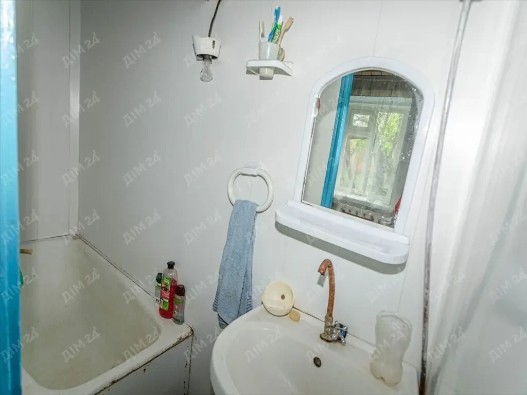 Окремий будинок в місті Карлівка 9