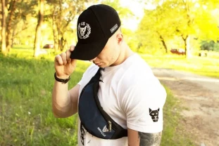 Фірмова поясна сумка бананка Miracle