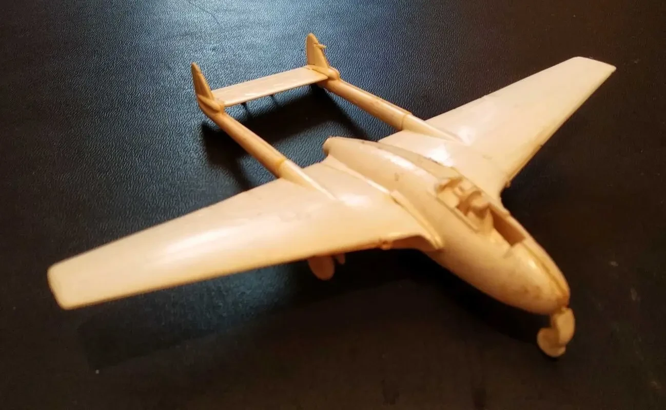 1980 год модель самолет истребитель Vampire 2