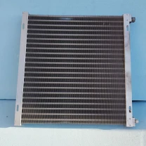 Радіатори (конденсатори) для комбайнів, тракторів, вантажівок, легков