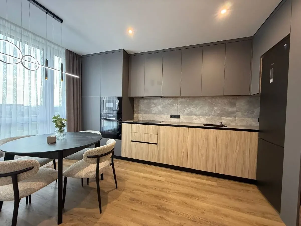 Продаж 1 кім квартири з дизайнерським ремонтом 2