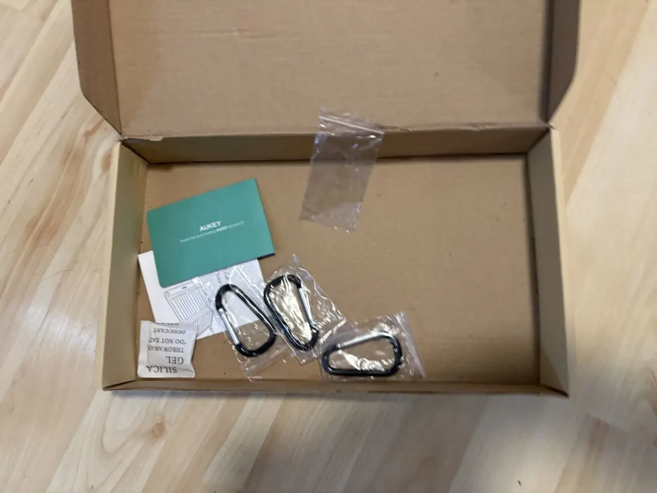 Сонячна зарядна панель Aukey 21W 3