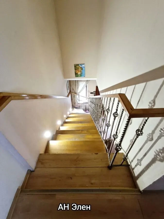 дом у моря на молодой гвардии 9