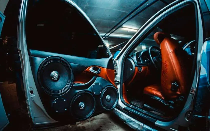 Автоелектрик,сигналізації,світло,музика 5