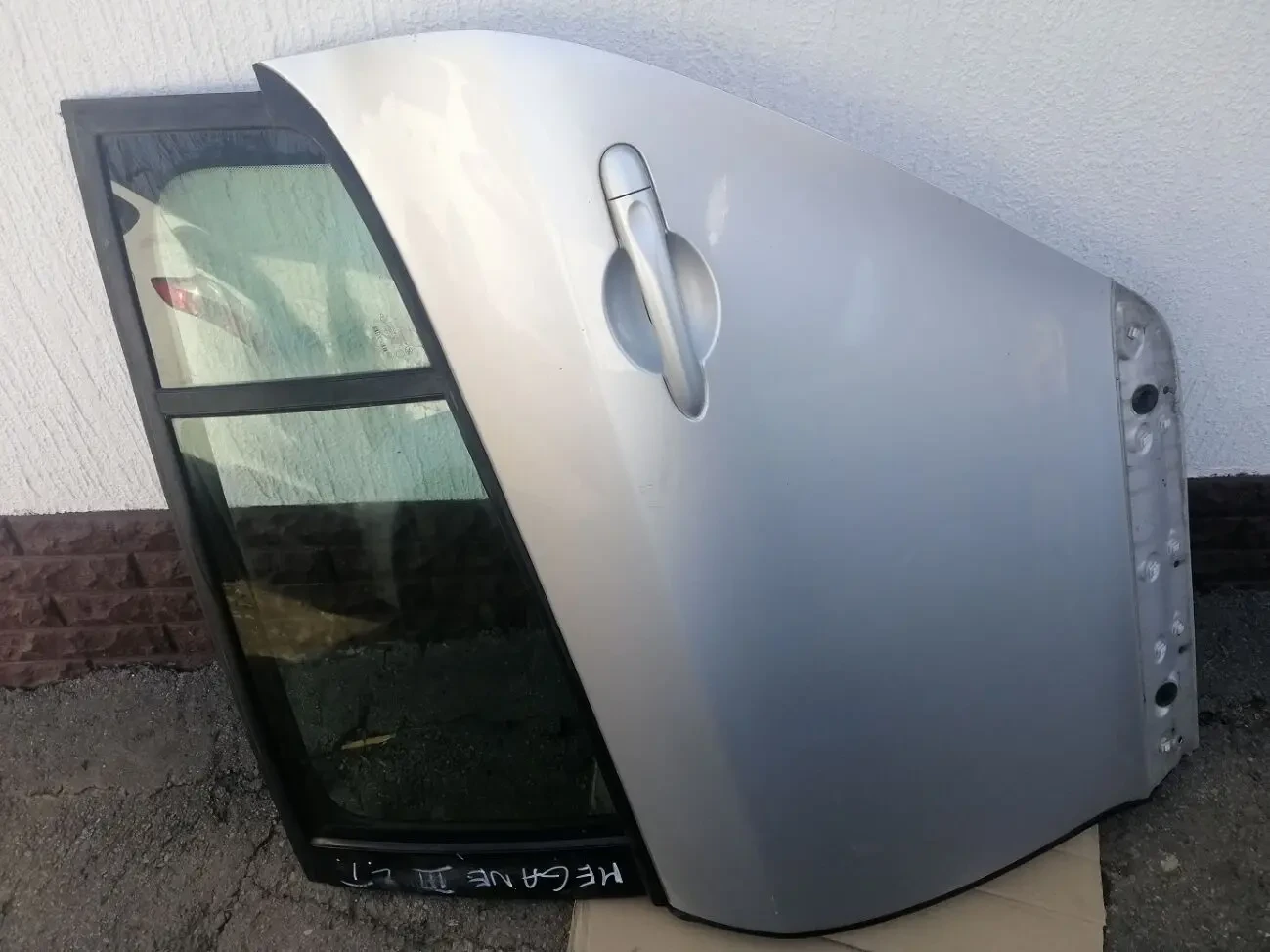 Дверь задняя левая  Renault Megane 3 2013г хэчбек 2