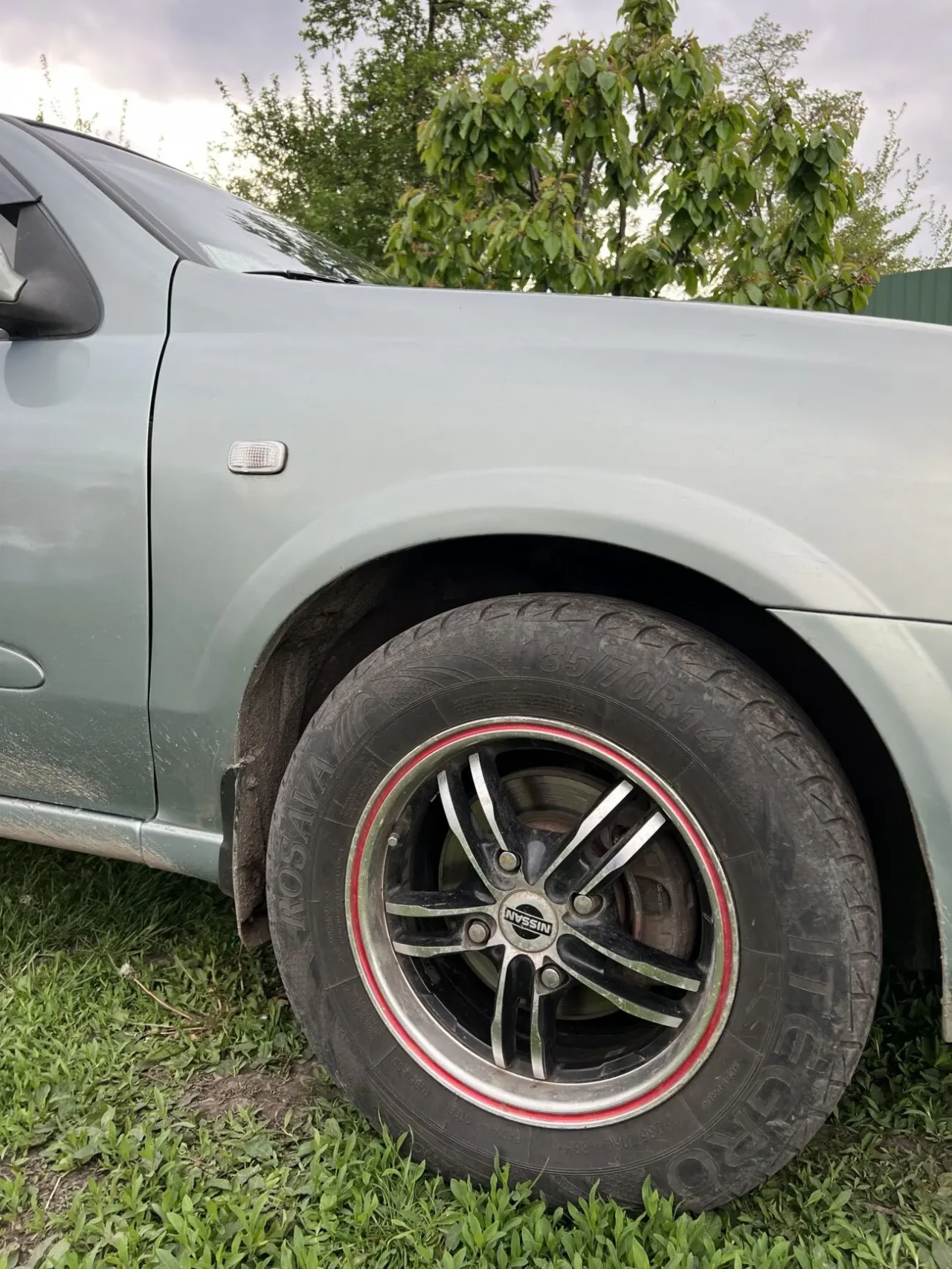 Продам машину Нісан Альмера 6