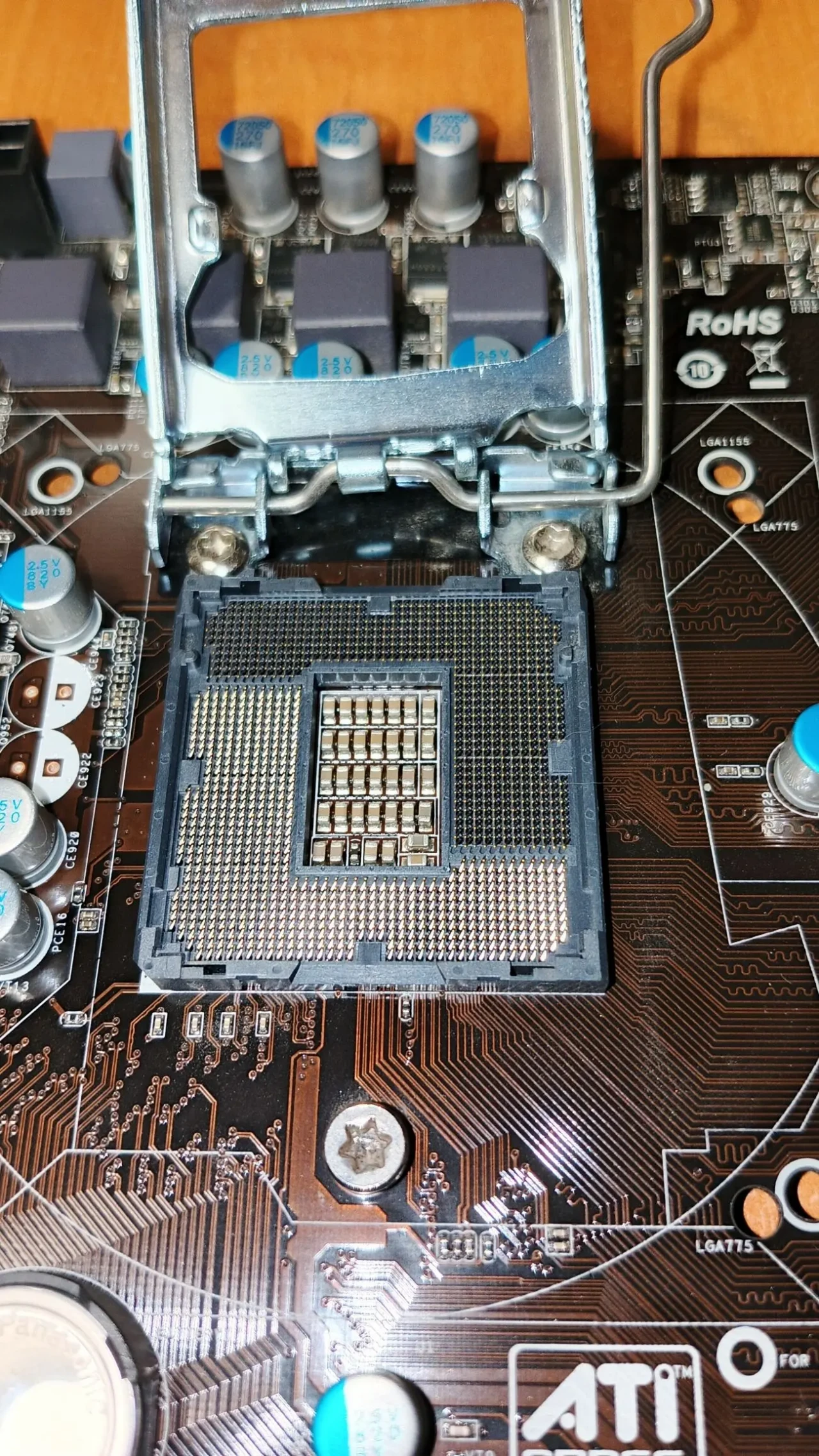 Материнская плата ASRock B75M-GL R2.0 (s1155, Intel B75, PCI-Ex16) 2