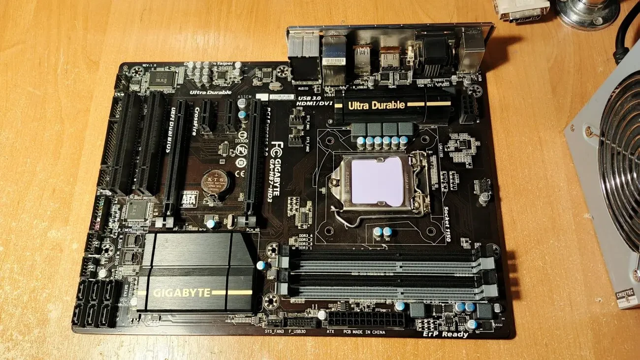 Gigabyte GA-H87-HD3 (s1150, Intel H87, PCI-E 3.0x16) (Уценка-читать)
