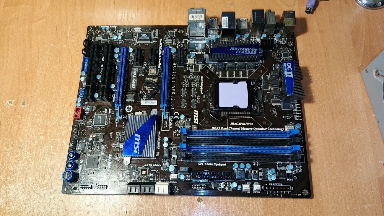 Материнская плата MSI P67A-GD55 (B2) (s1155, Intel P67)(Уценка-читать