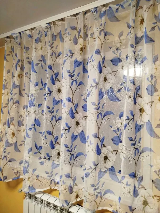 Коротка тюль з квітами. 4