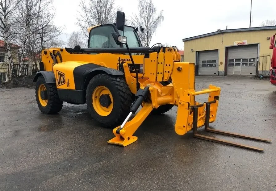 2008 Телескопічний навантажувач JCB 540-170