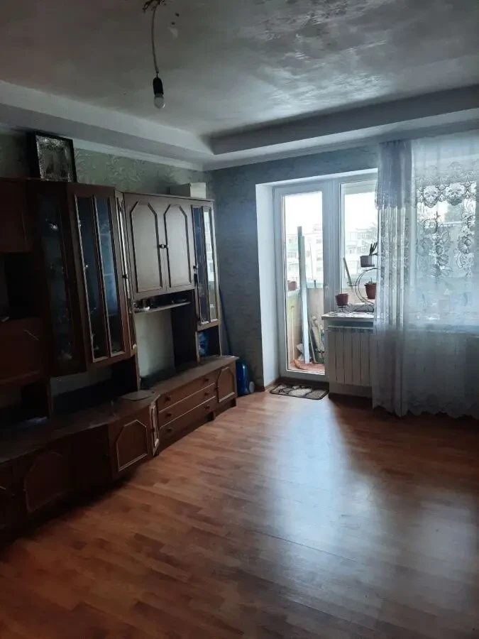 Продам 2 кімнату квартиру місто Харків