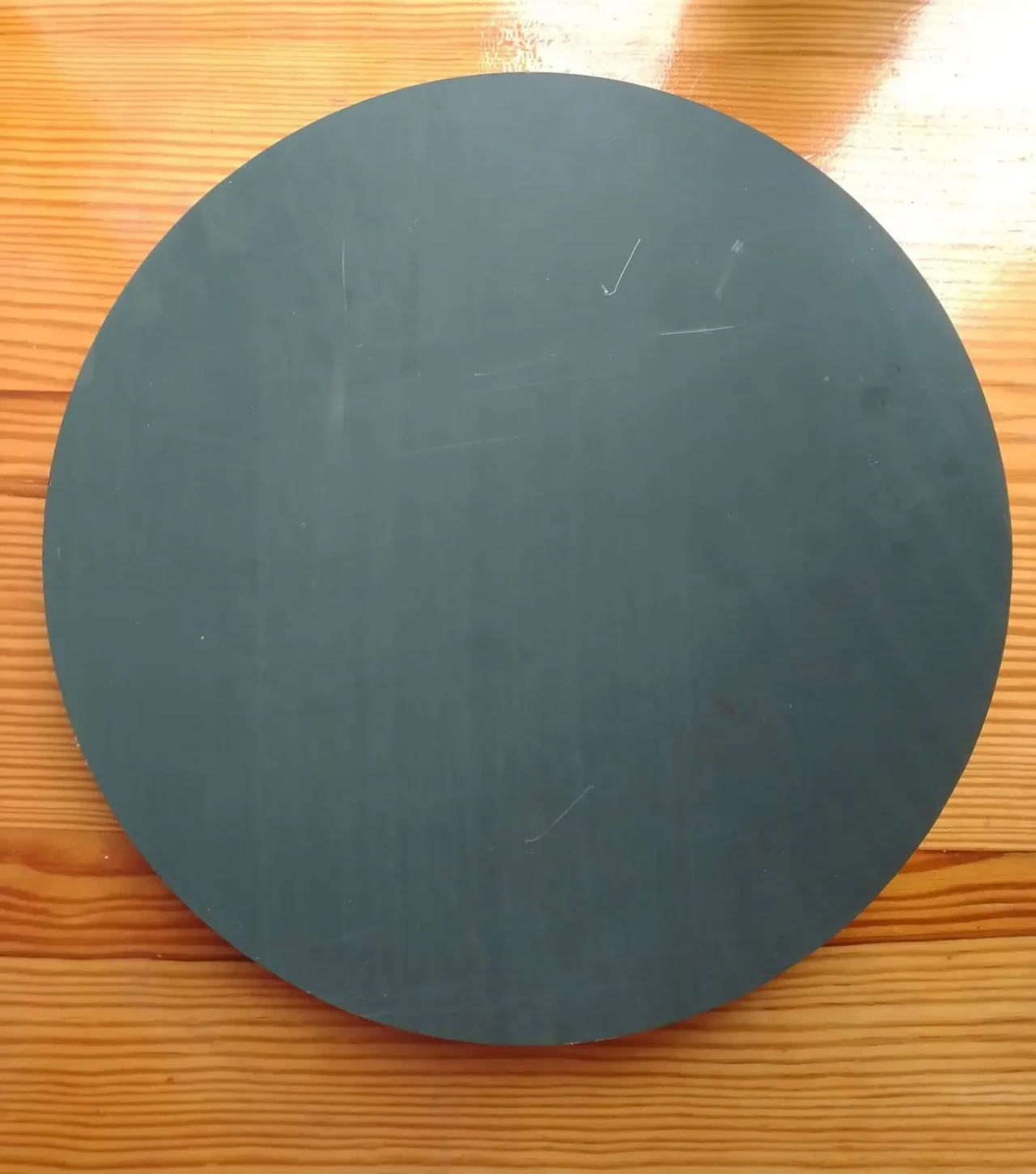 Фигурка гуань инь панно на зекрале 28 см круг, подойдет в детскую 4