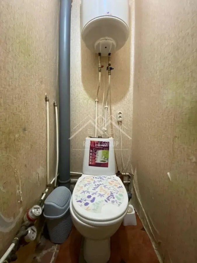 Продається 2-кімнатна квартира в мікрорайоні Гірницький, будинок 44 4