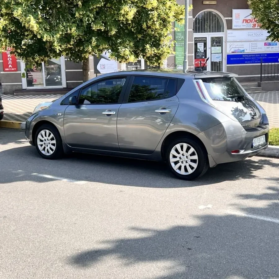 Продажа авто Nissan Leaf