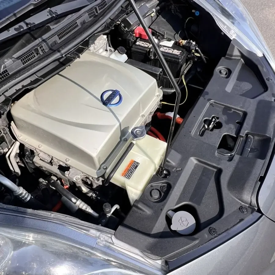 Продажа авто Nissan Leaf 5