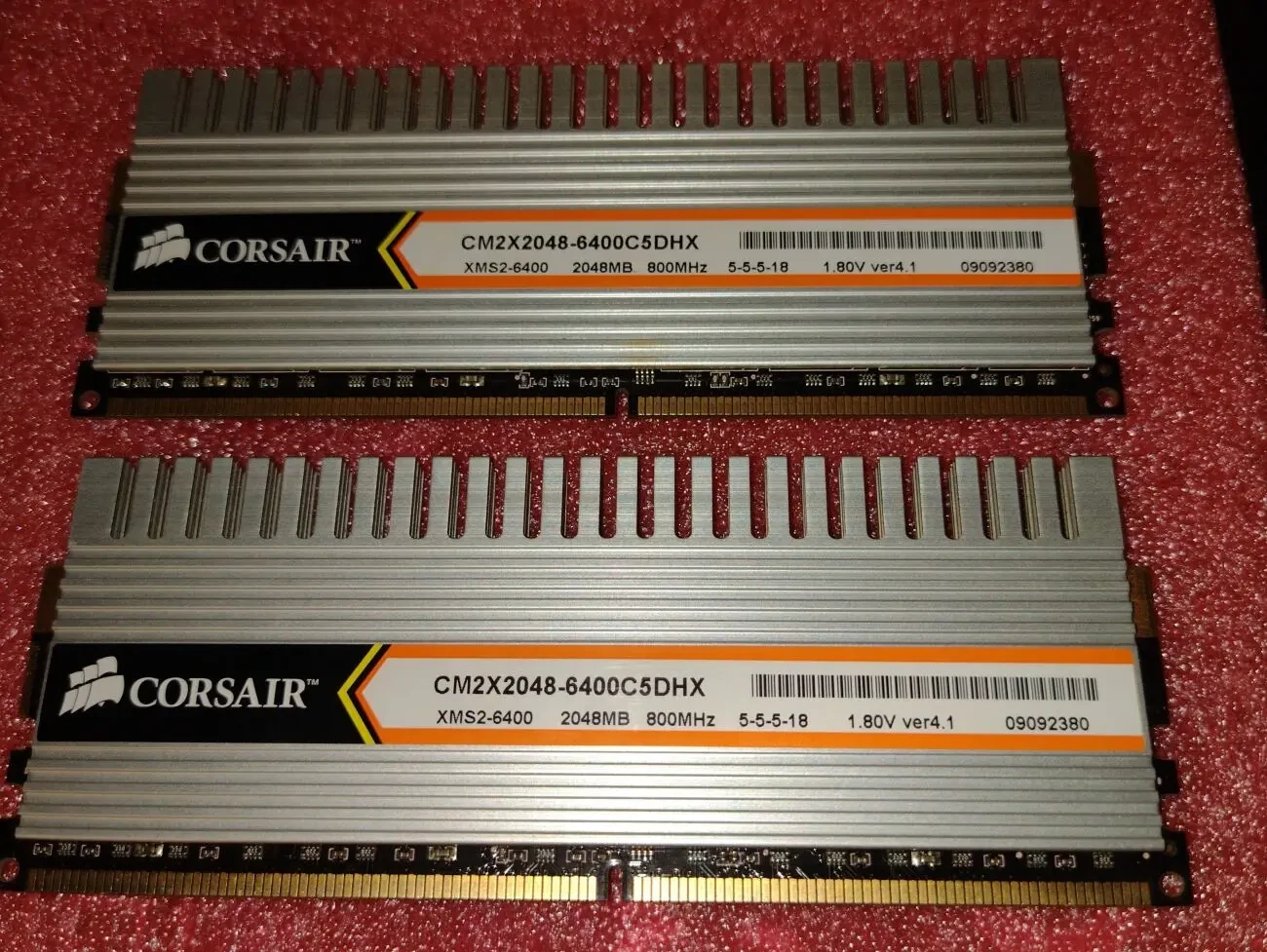 Комплект оперативной памяти Corsair DDR2 2x2Gb 800MHz PC2 6400U CL5 2