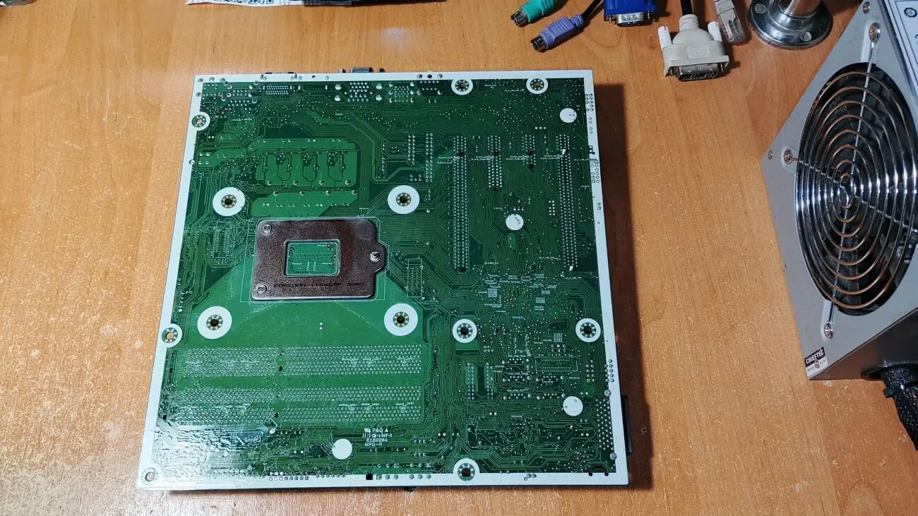 Одним лотом 2 матери HP EliteDesk 800 G1 (S1150) (Q87) (под ремонт) 6