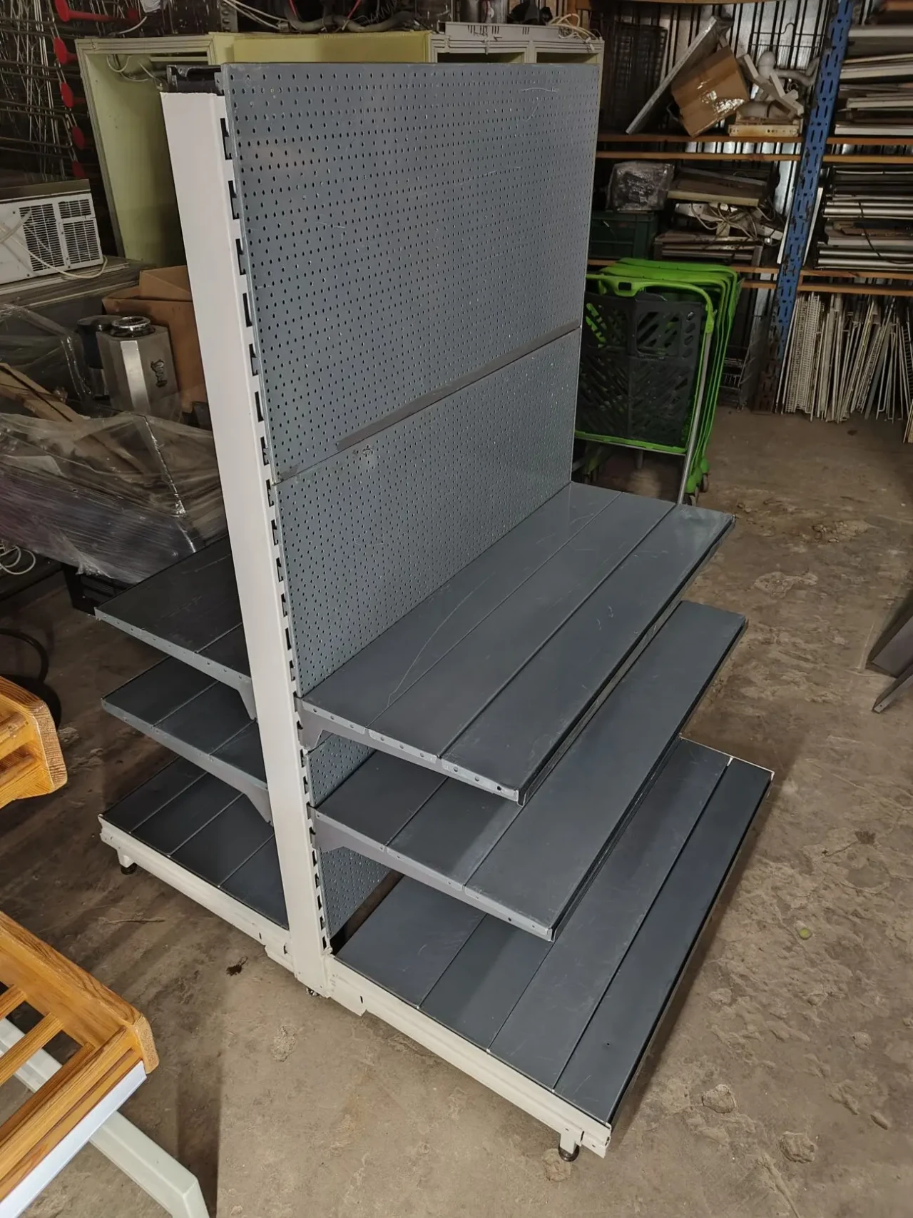 Стелаж перфорований двосторонній, острівний двохсторонній стелаж 2