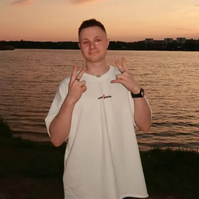 Вчитель з веб-розробки,Unity,Roblox Studio