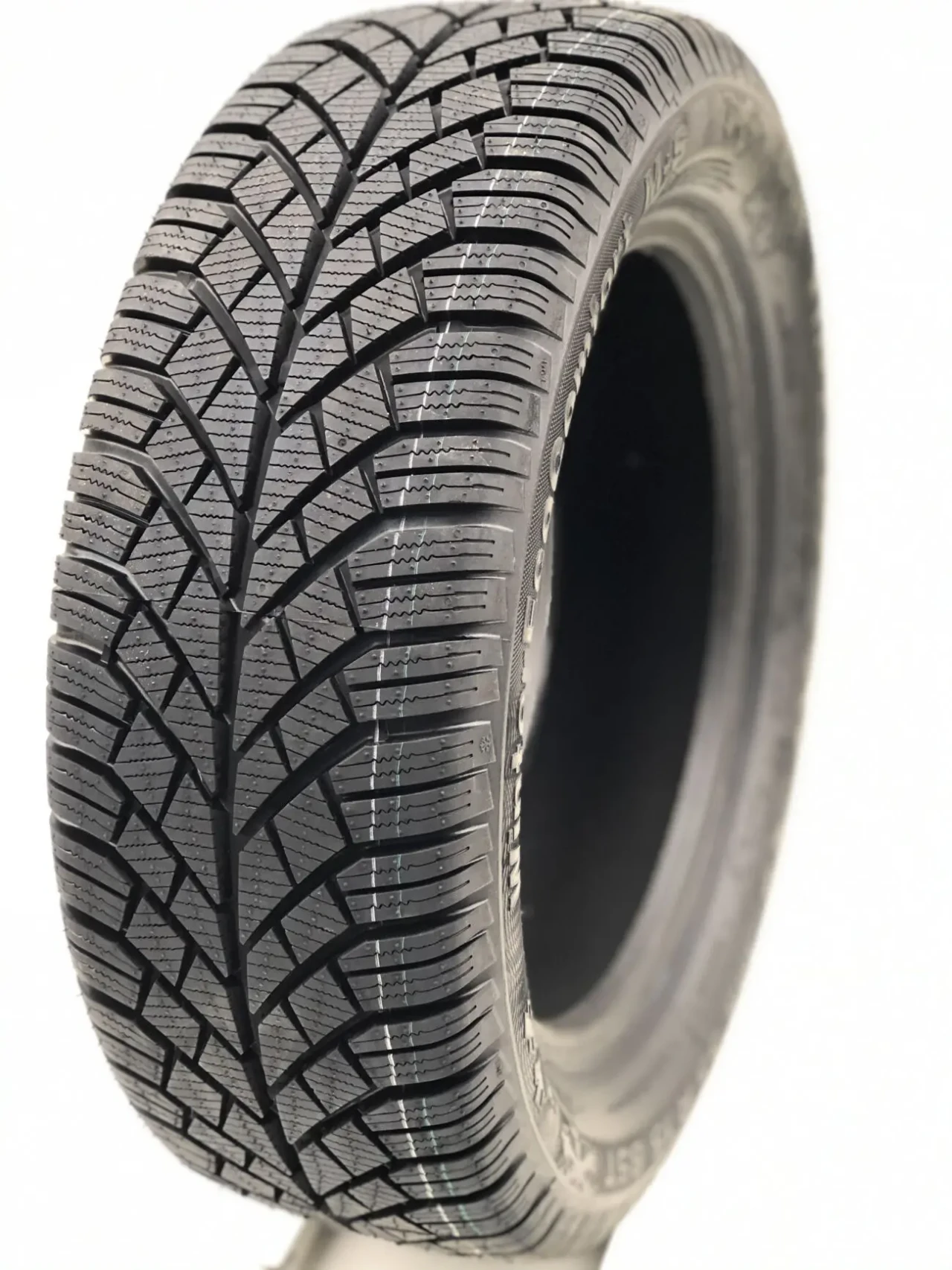 Шини зимові 185/65 R15 88T резина зимова DOMIN EcoComfort Poland 4
