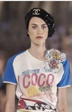 Футболка Chanel 5