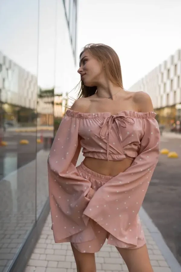 Продам новий костюм з шортиками 5