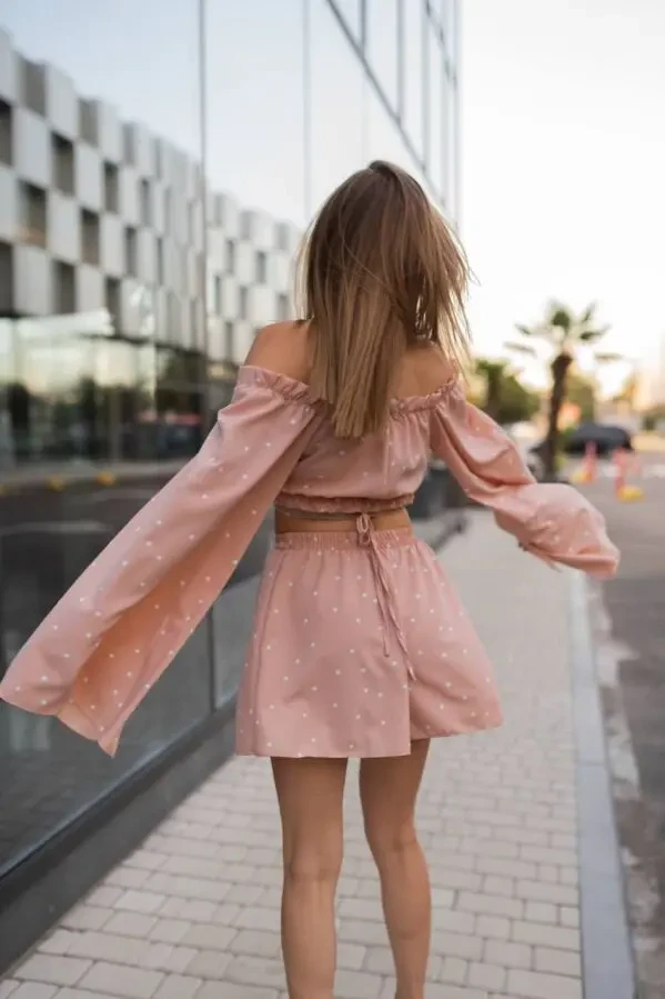 Продам новий костюм з шортиками 3