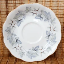 Royal Albert Англия фарфоровые блюдца 14 см. винтаж Silver Maple