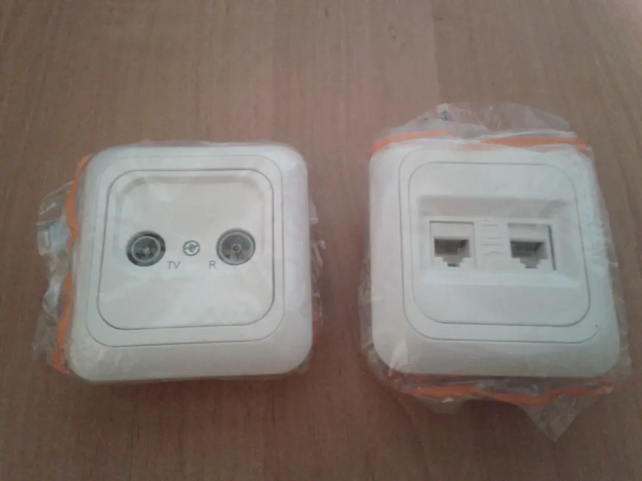 Розетка VIKO, NILSON. 6