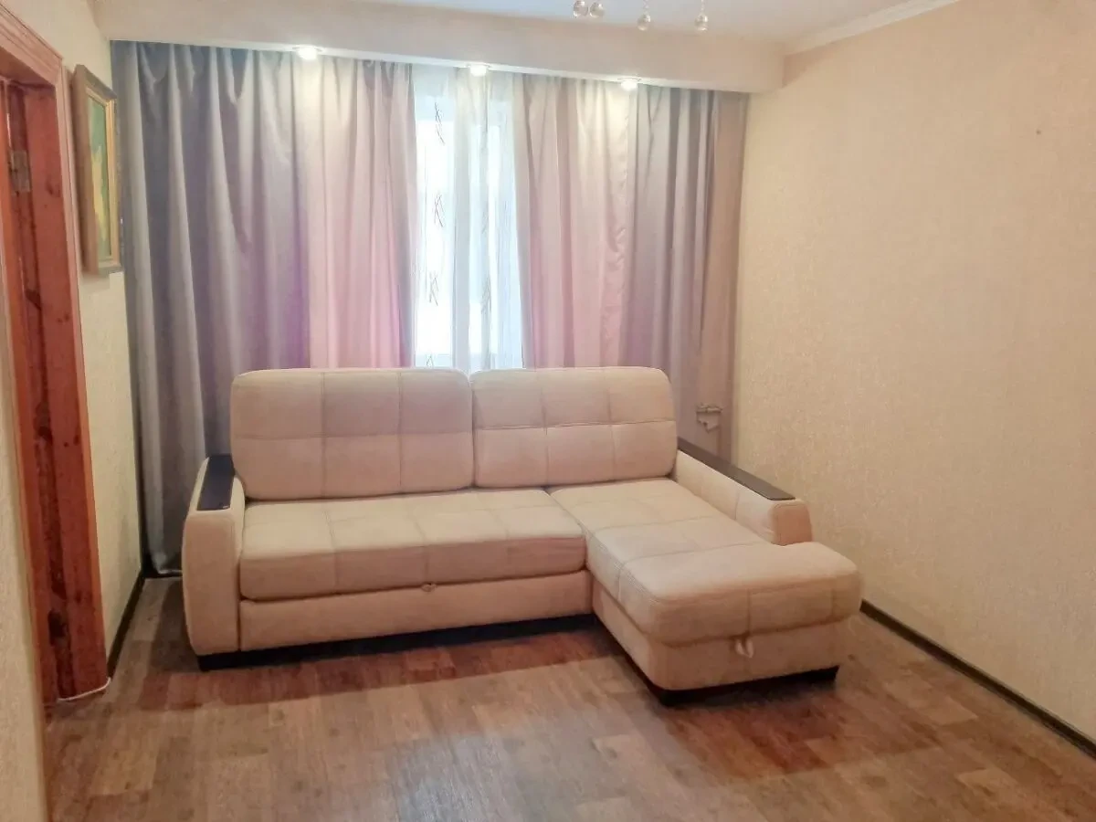 2кімнатна квартира з ремонтом, меблями і технікою на Червоному мосту