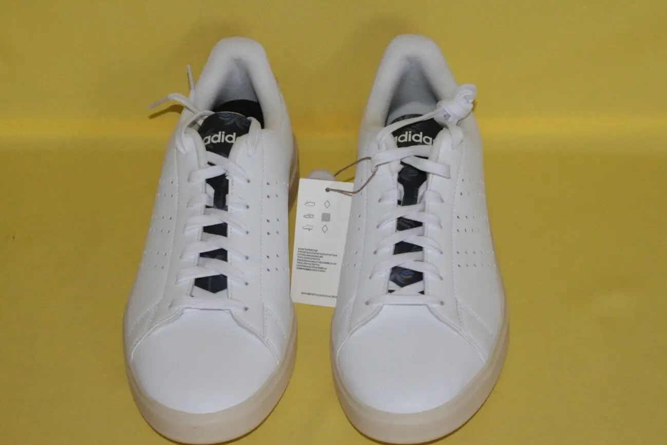 Кроссовки женские Adidas, размер 42 5