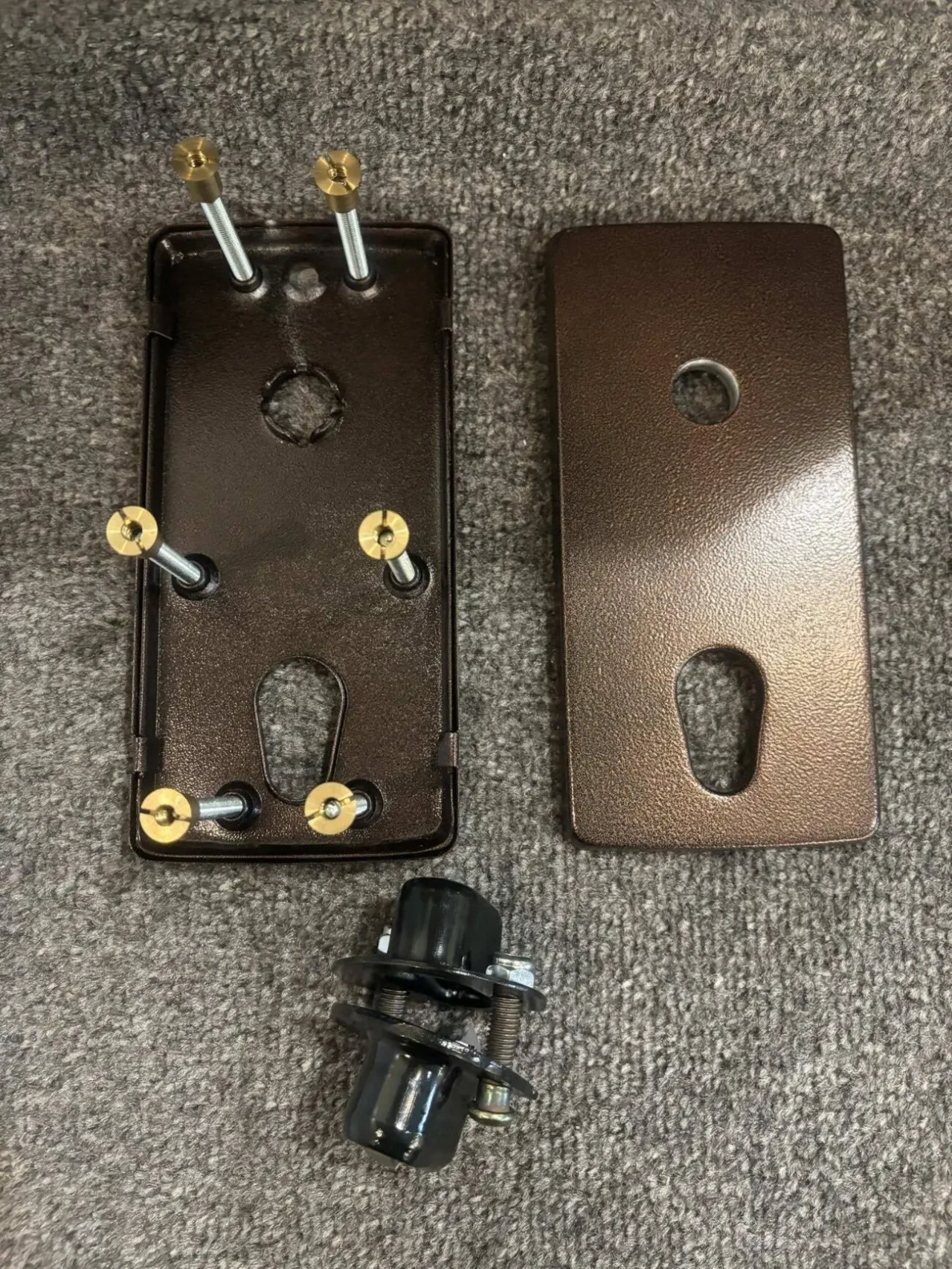 Фурнітура захисна MUL-T-LOCK Standart Броненакладка накладка на замок 5