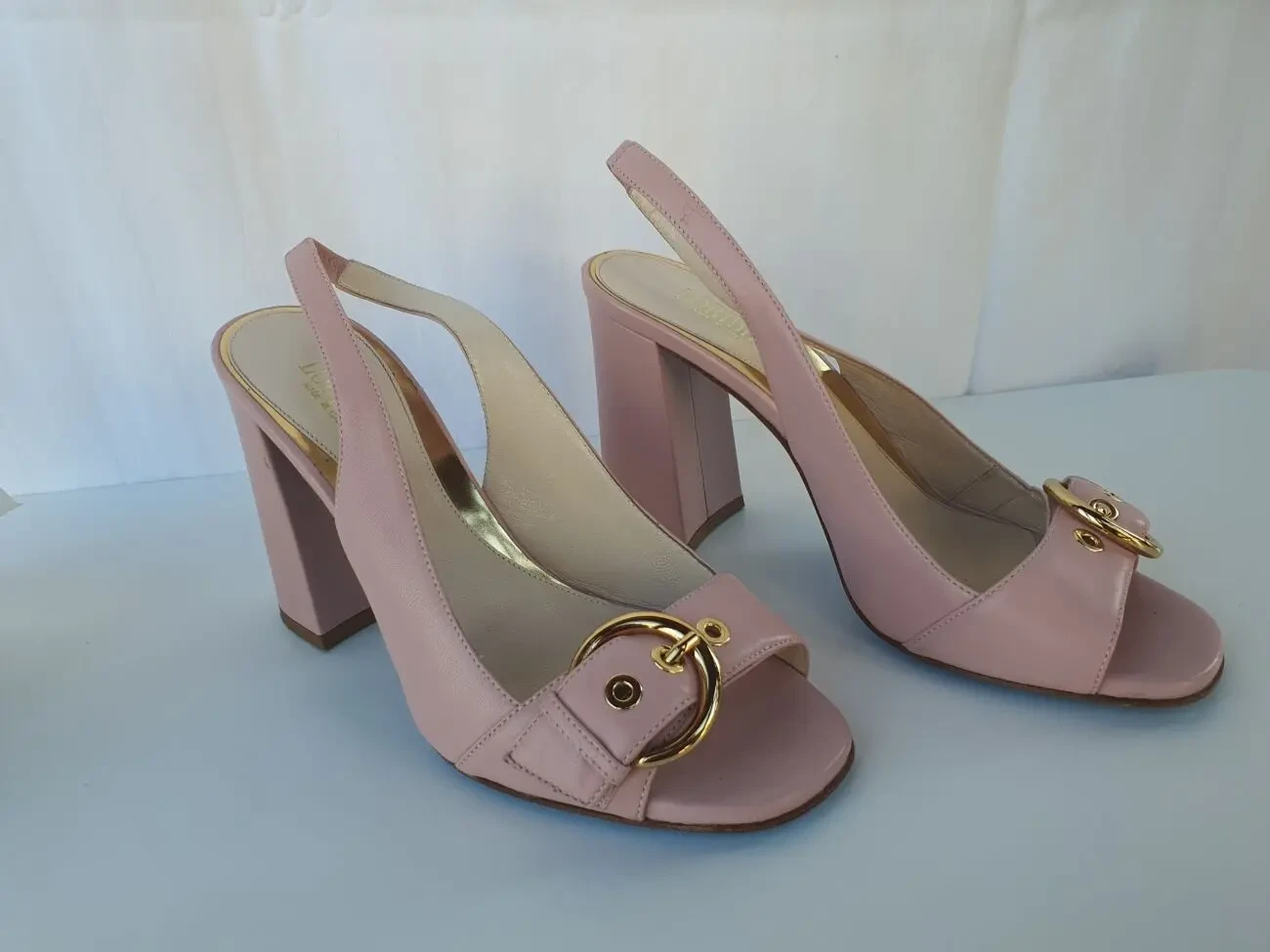 Елегантні рожеві босоніжки італійського преміального бренду Loriblu 2