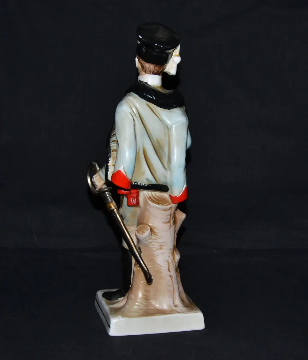 Фарфоровый солдатик 1914 года 5